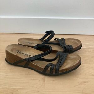 Size 9 Flowers by Flurries leather shoes